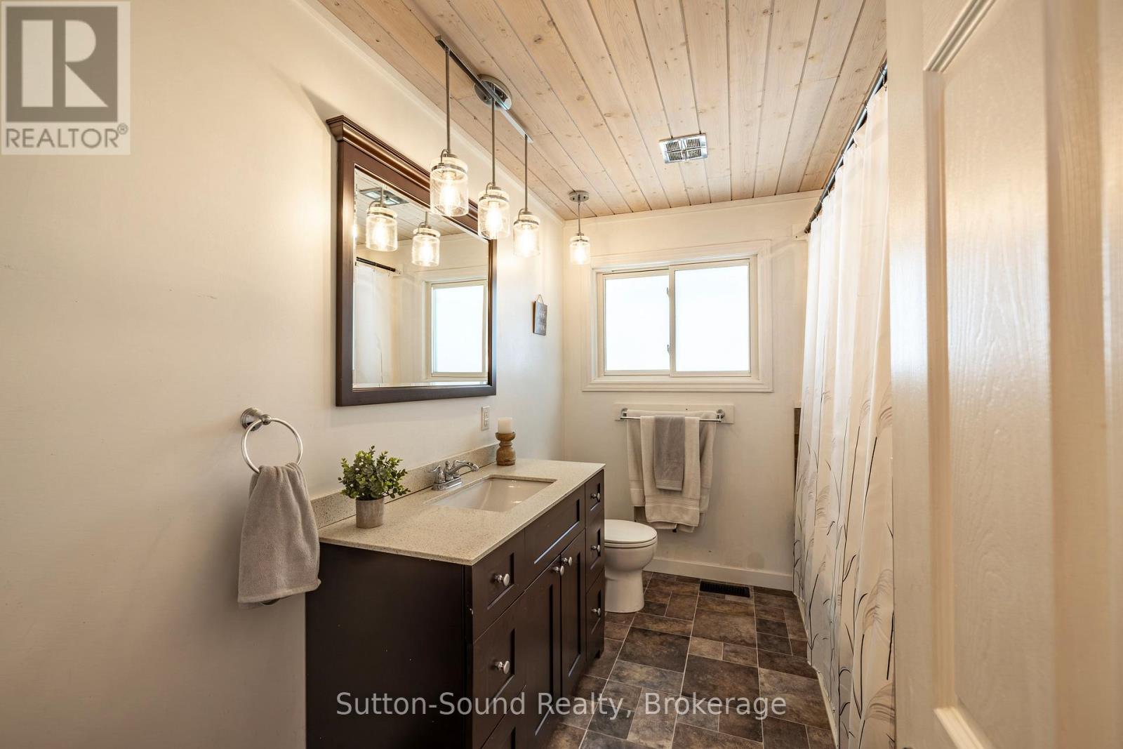 501297 Grey Road 1, Georgian Bluffs, Ontario  N0H 2T0 - Photo 16 - X13039588