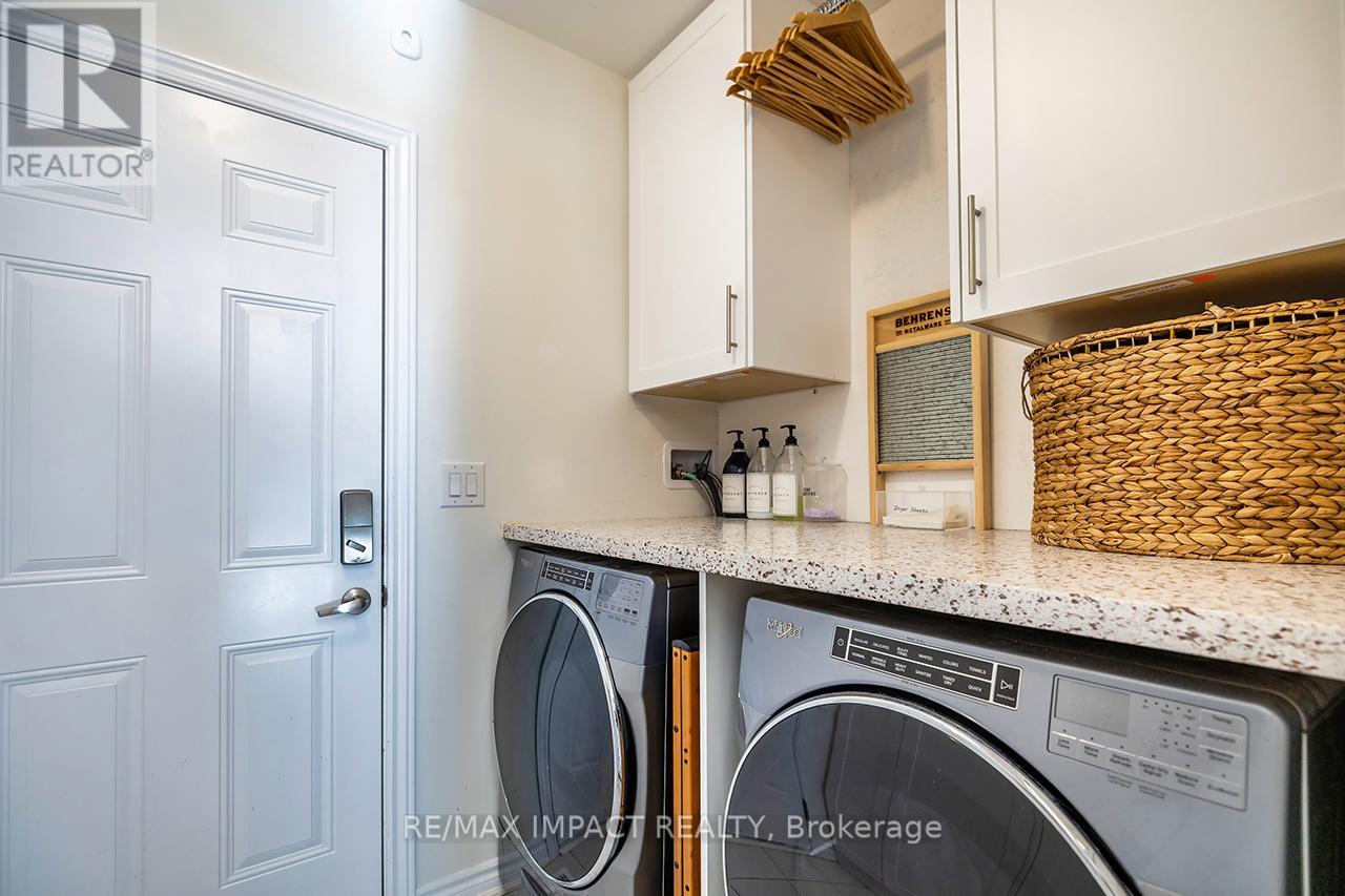 12 Marlborough Street, Whitby, Ontario  L1R 1K3 - Photo 18 - E13039528