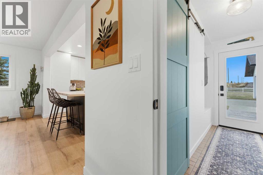 118019 380 Avenue E, Rural Foothills County, Alberta  T1S 1N3 - Photo 4 - A2304575