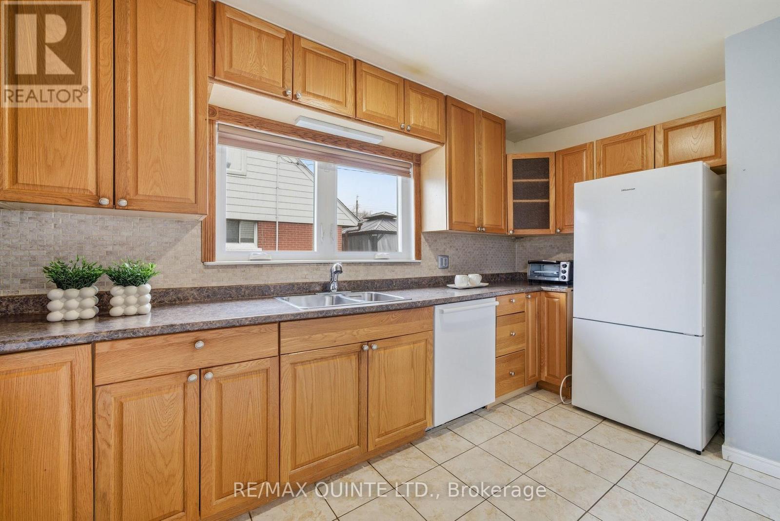 59 Fourth Avenue, Quinte West, Ontario  K8V 5N5 - Photo 20 - X13039596