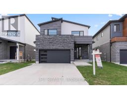 2206 TOKALA TRAIL, London North, Ontario