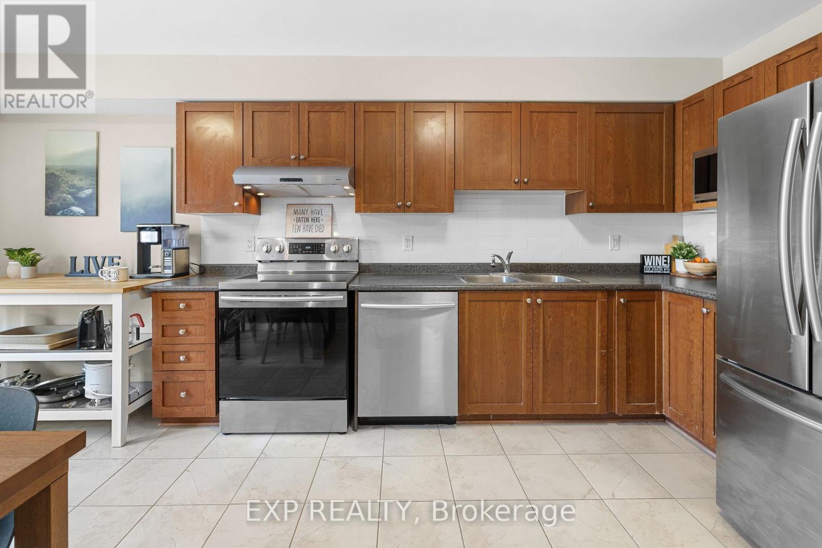 255 Gershwin Private, Ottawa, Ontario  K2H 1G5 - Photo 11 - X13039494