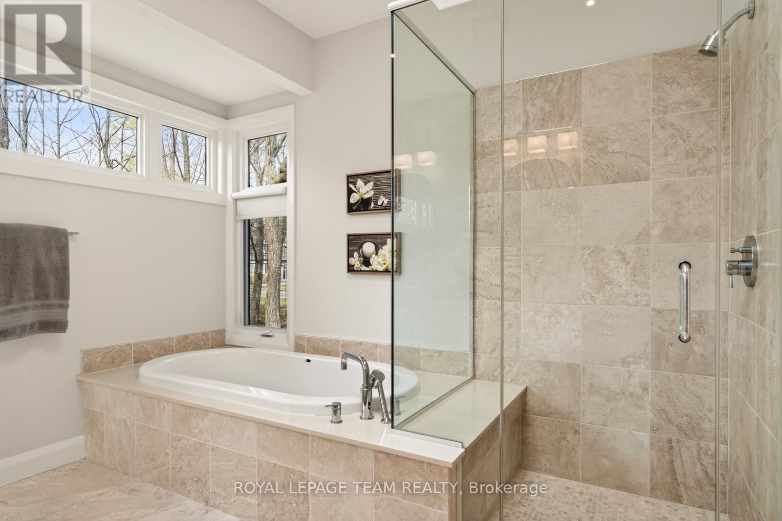 17 Kaymar Drive, Ottawa, Ontario  K1J 7C8 - Photo 32 - X13039554