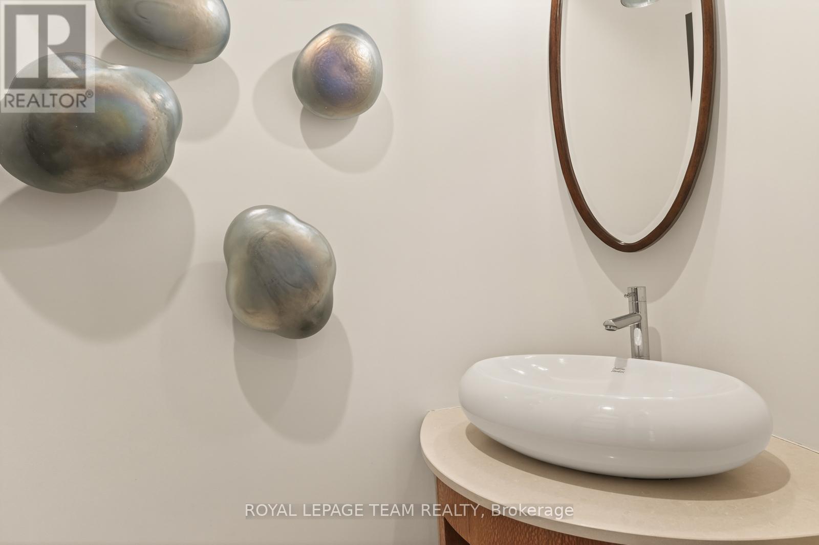 17 Kaymar Drive, Ottawa, Ontario  K1J 7C8 - Photo 8 - X13039554