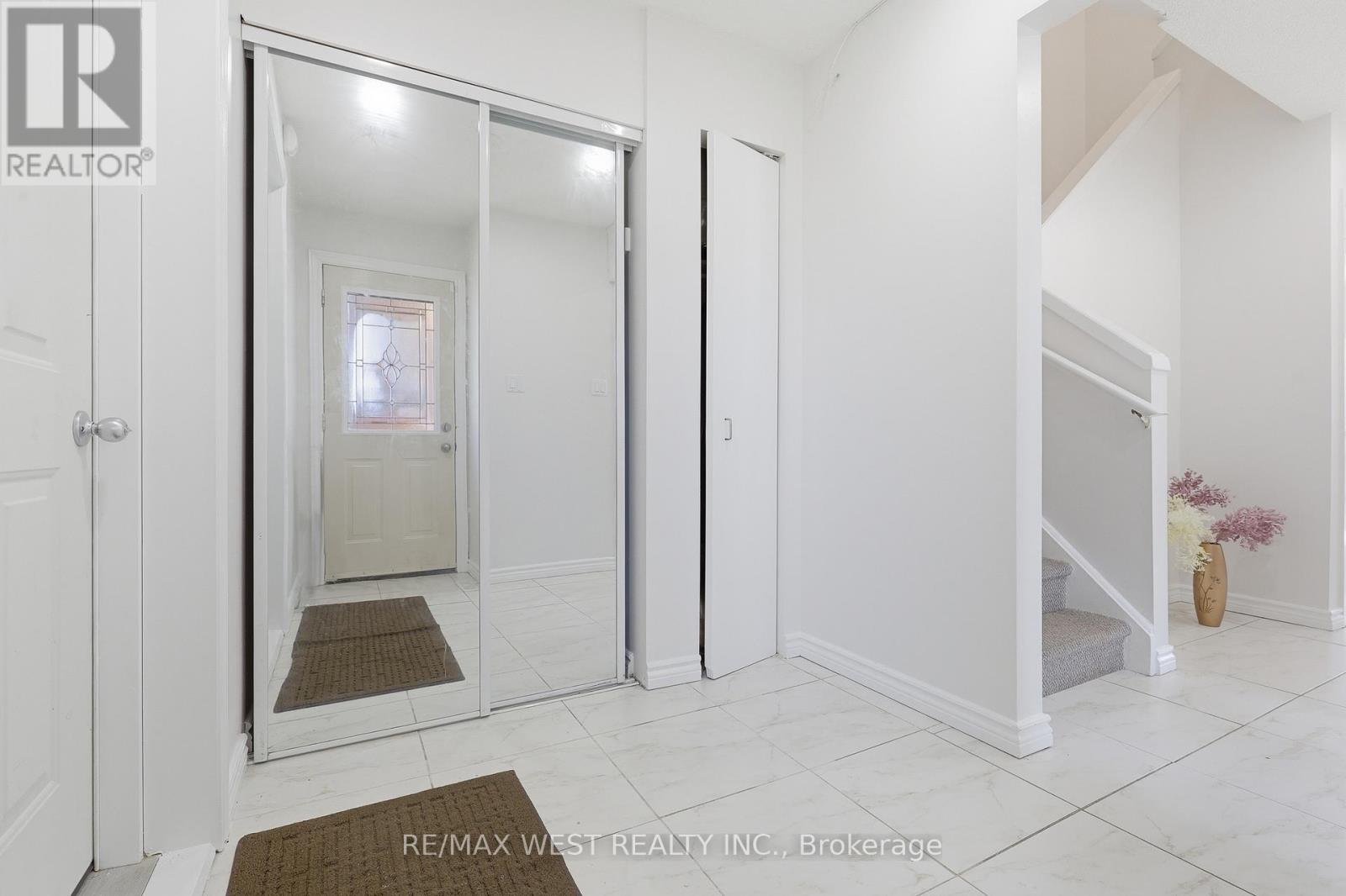 1 - 151 Wickson Trail, Toronto, Ontario  M1B 2L5 - Photo 5 - E13038612