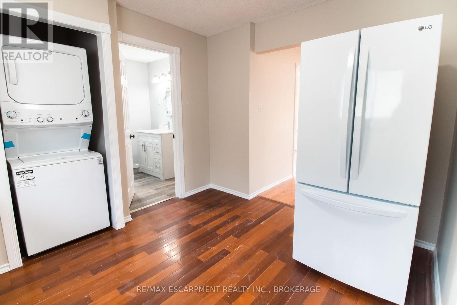 1 - 539 Woodlawn Road, Welland, Ontario  L3C 3K2 - Photo 10 - X13039522