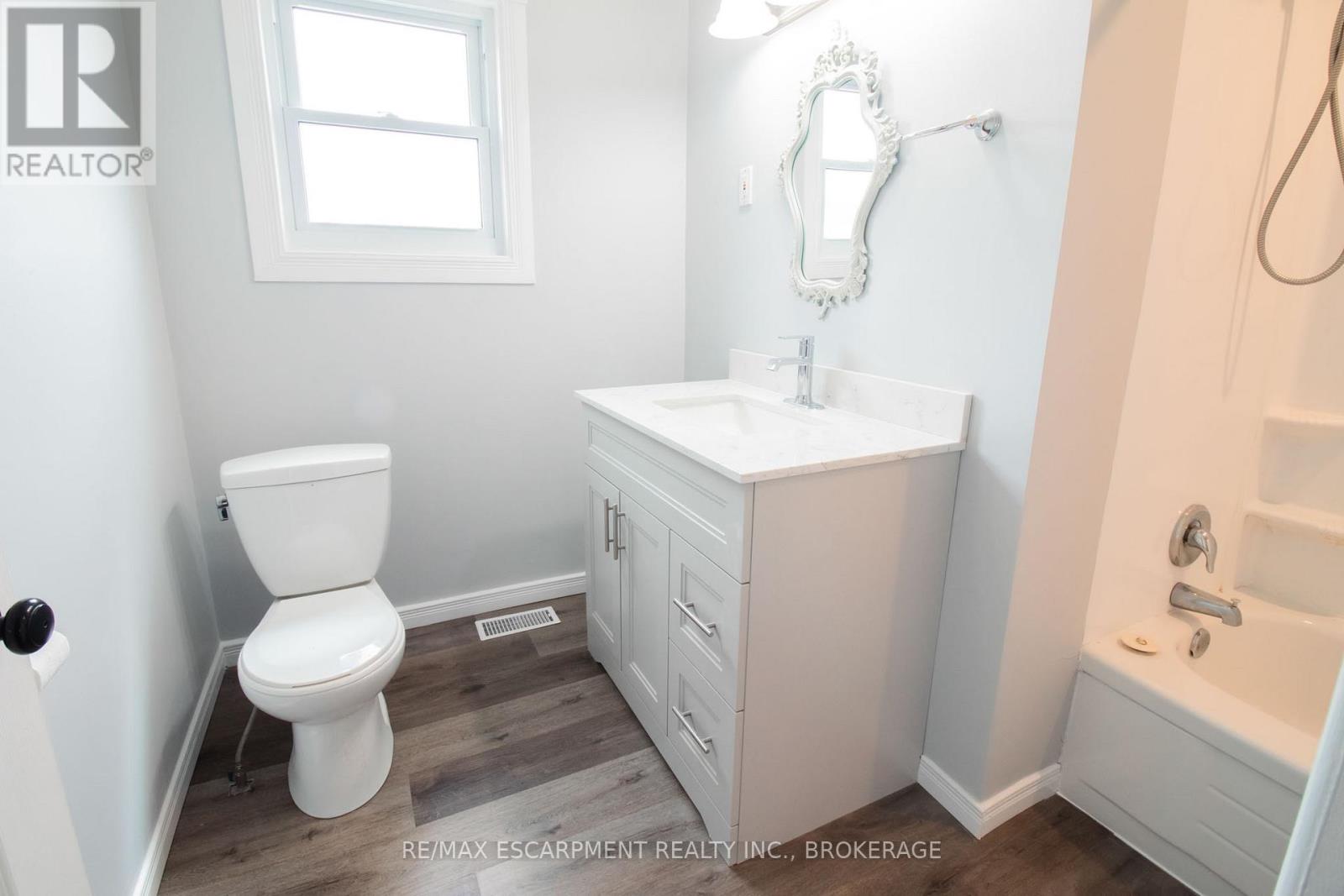 1 - 539 Woodlawn Road, Welland, Ontario  L3C 3K2 - Photo 18 - X13039522