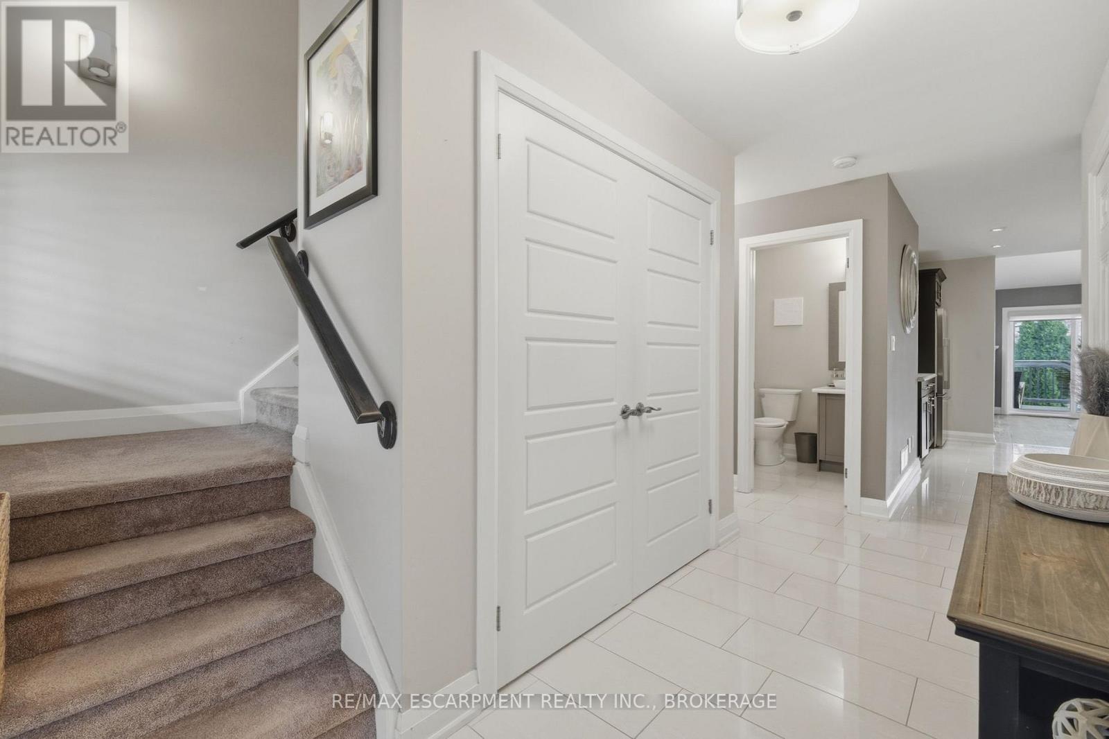 26 - 7 Gibson Place, St. Catharines, Ontario  L2R 0A3 - Photo 4 - X13039604