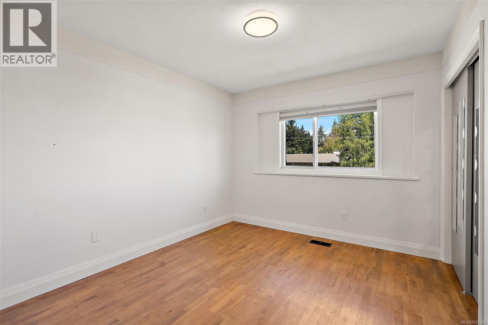 1885 Skylark Pl, Saanich, British Columbia  V8N 2X2 - Photo 19 - 1032146