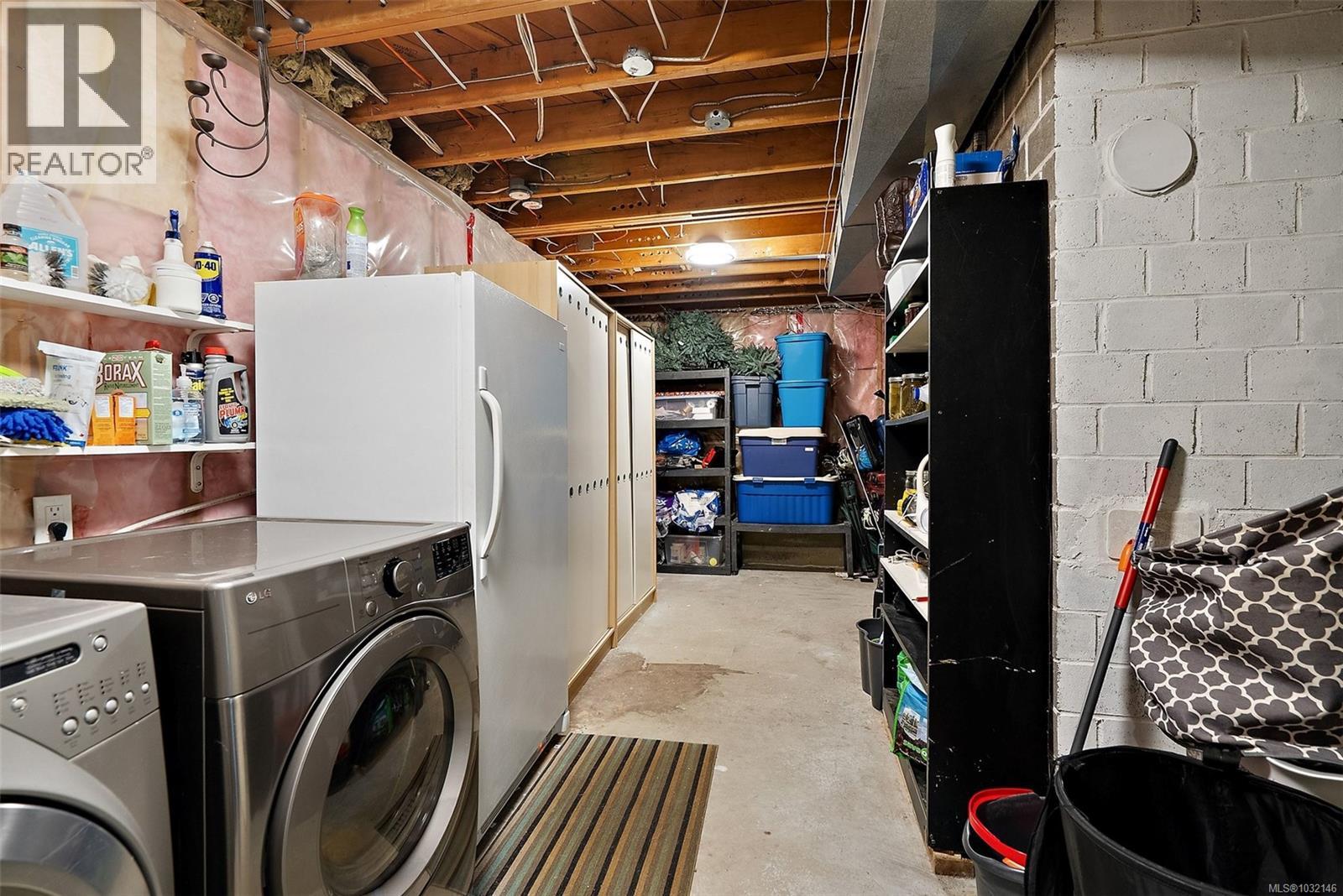 1885 Skylark Pl, Saanich, British Columbia  V8N 2X2 - Photo 21 - 1032146