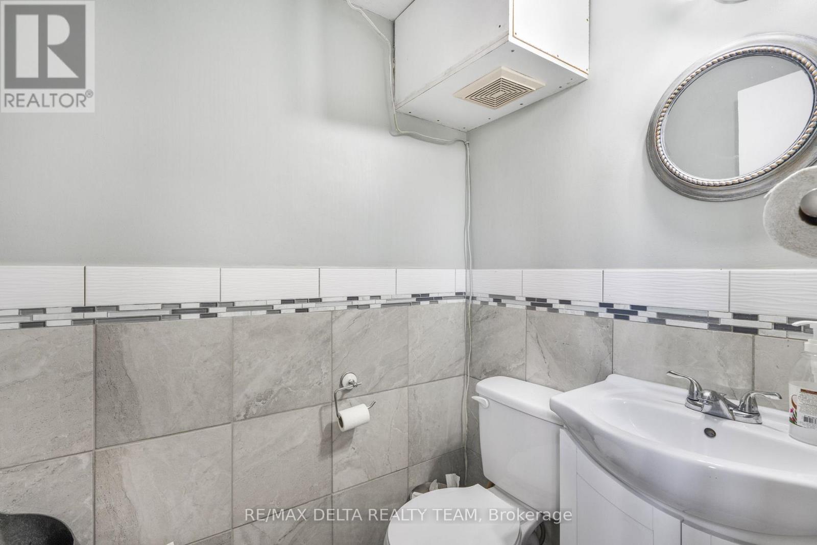 2790 St Joseph Boulevard, Ottawa, Ontario  K1C 1G5 - Photo 8 - X12659180