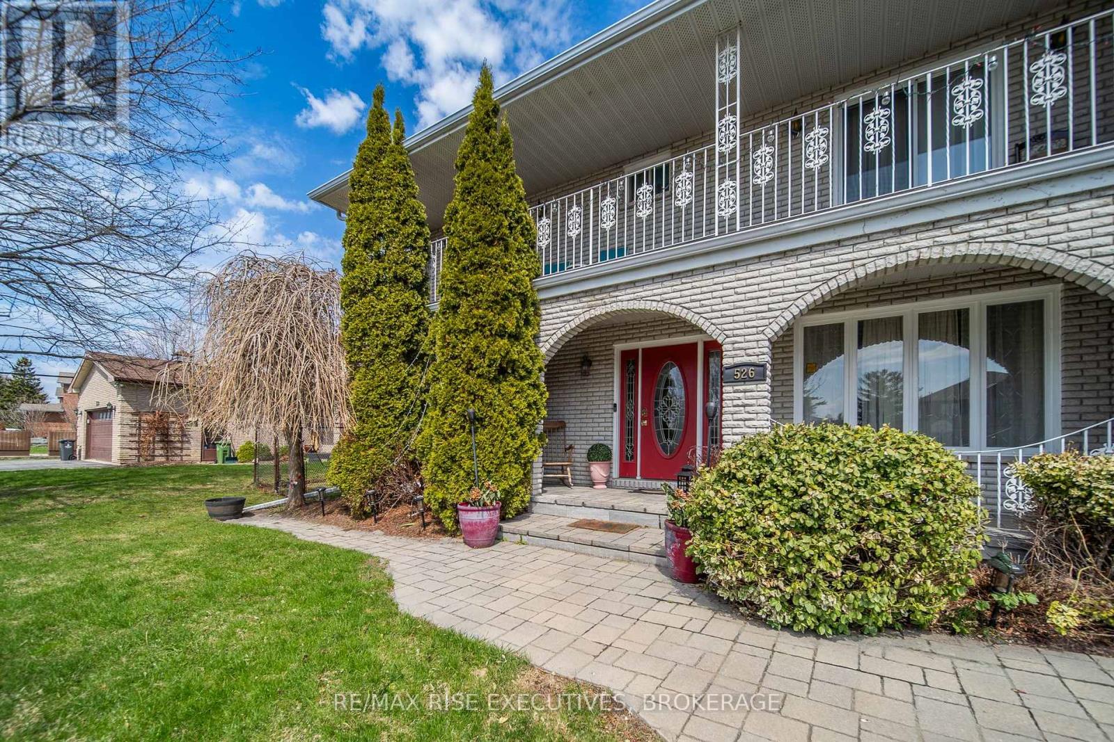 526 Canterbury Crescent, Kingston, Ontario  K7M 6X1 - Photo 2 - X13039466