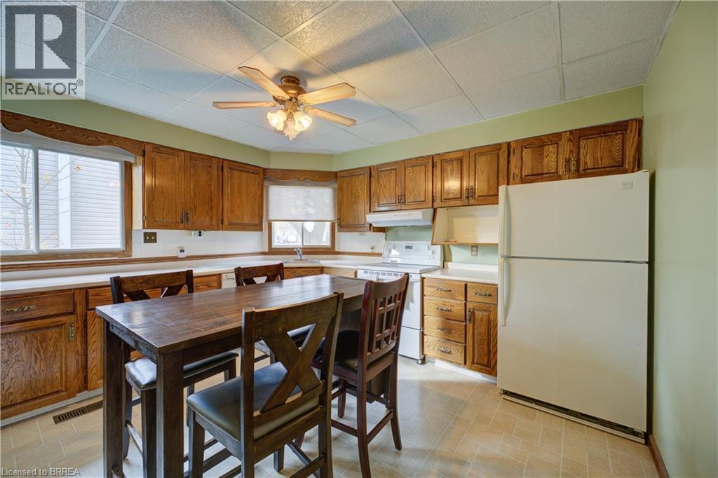 37 Frank Street, Brantford, Ontario  N3T 5E1 - Photo 8 - 40815478