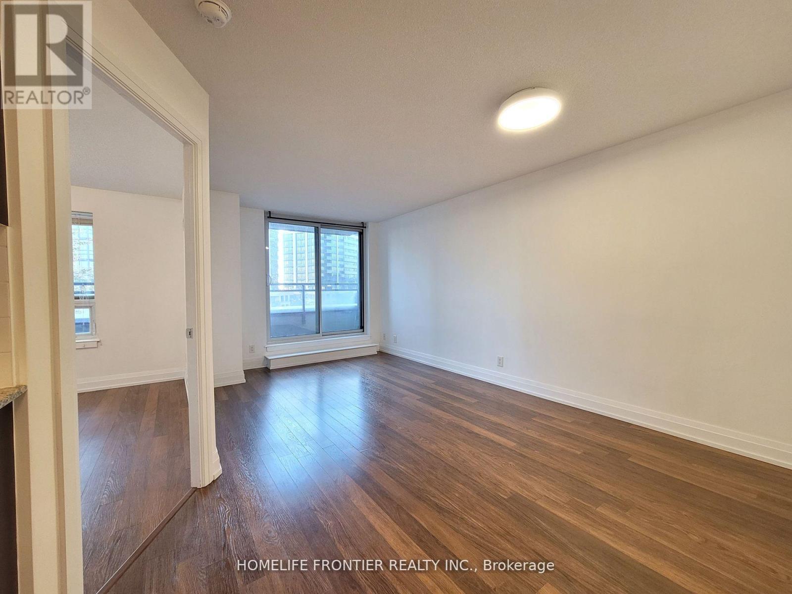 403 - 1060 Sheppard Avenue W, Toronto, Ontario  M3J 0G7 - Photo 10 - W13039440
