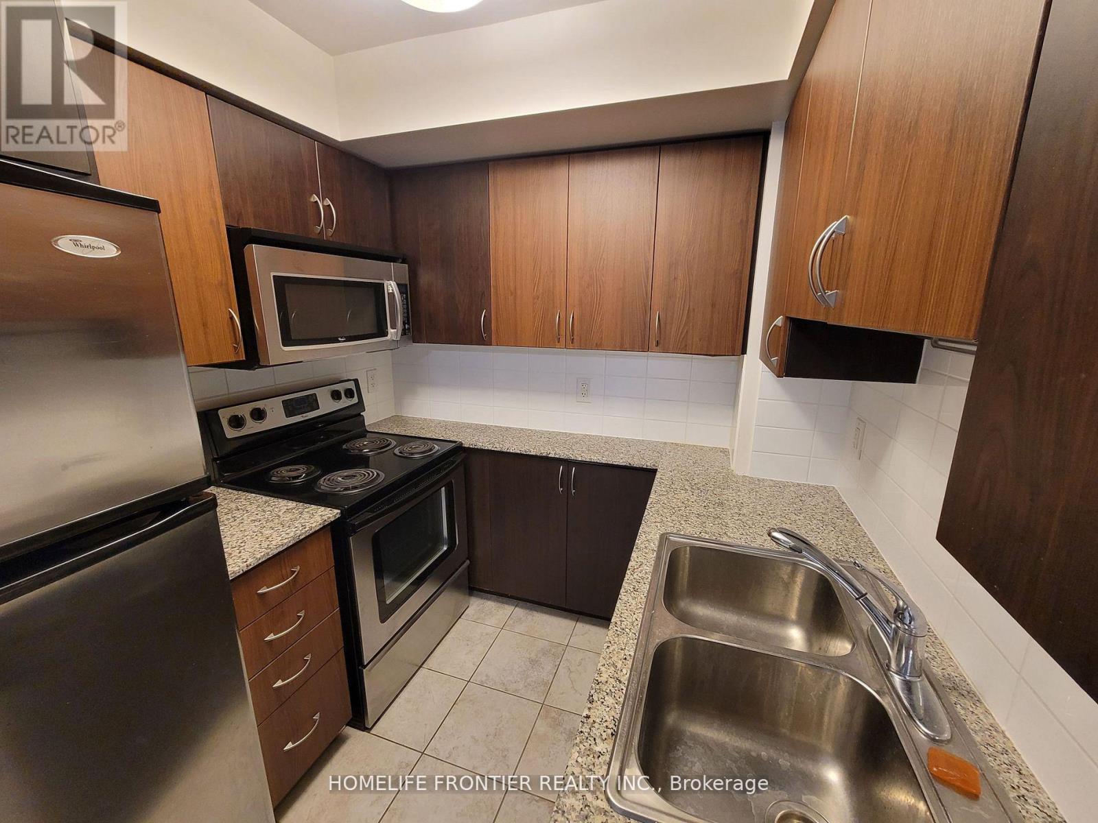 403 - 1060 Sheppard Avenue W, Toronto, Ontario  M3J 0G7 - Photo 2 - W13039440