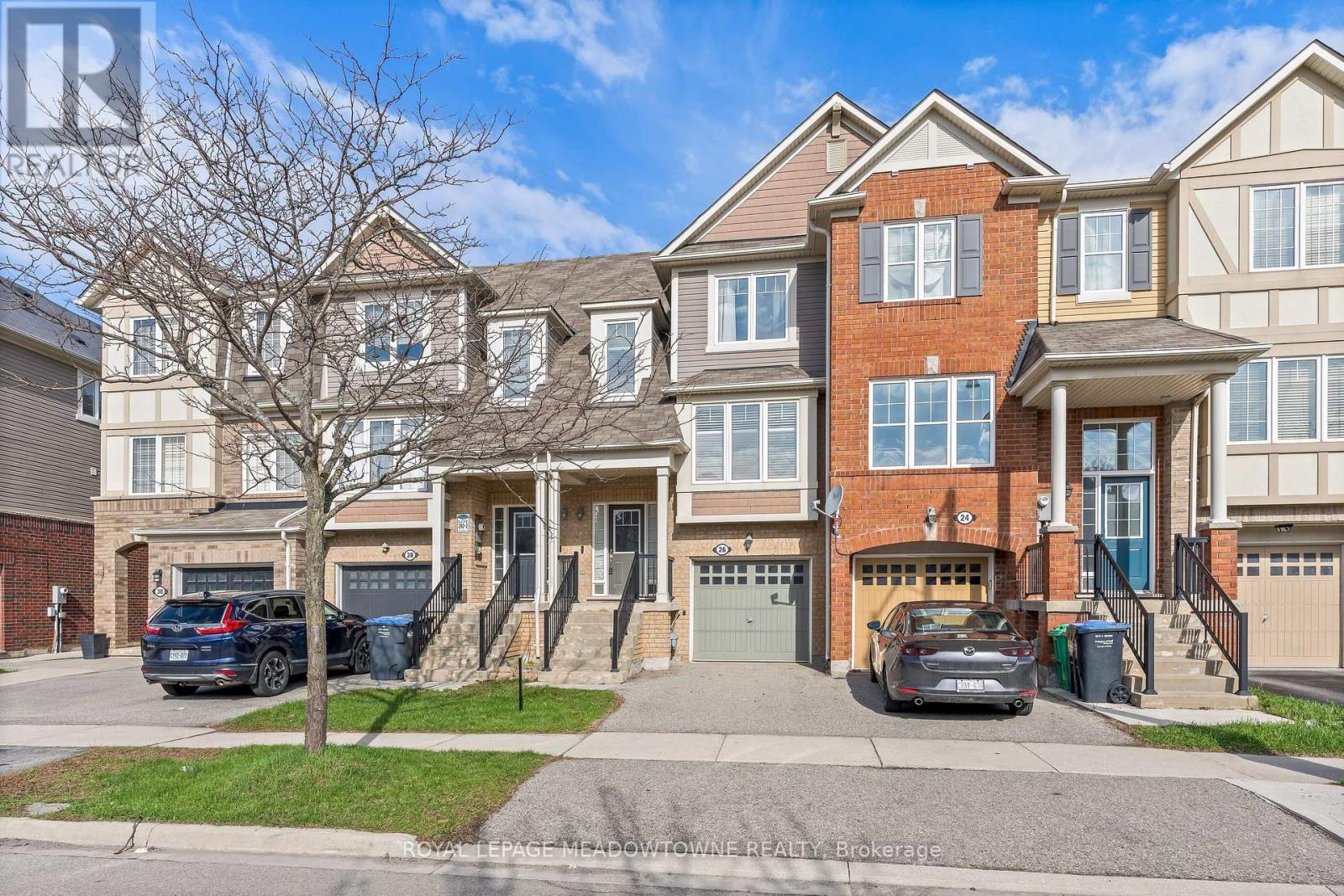 26 LATHBURY STREET, Brampton, Ontario