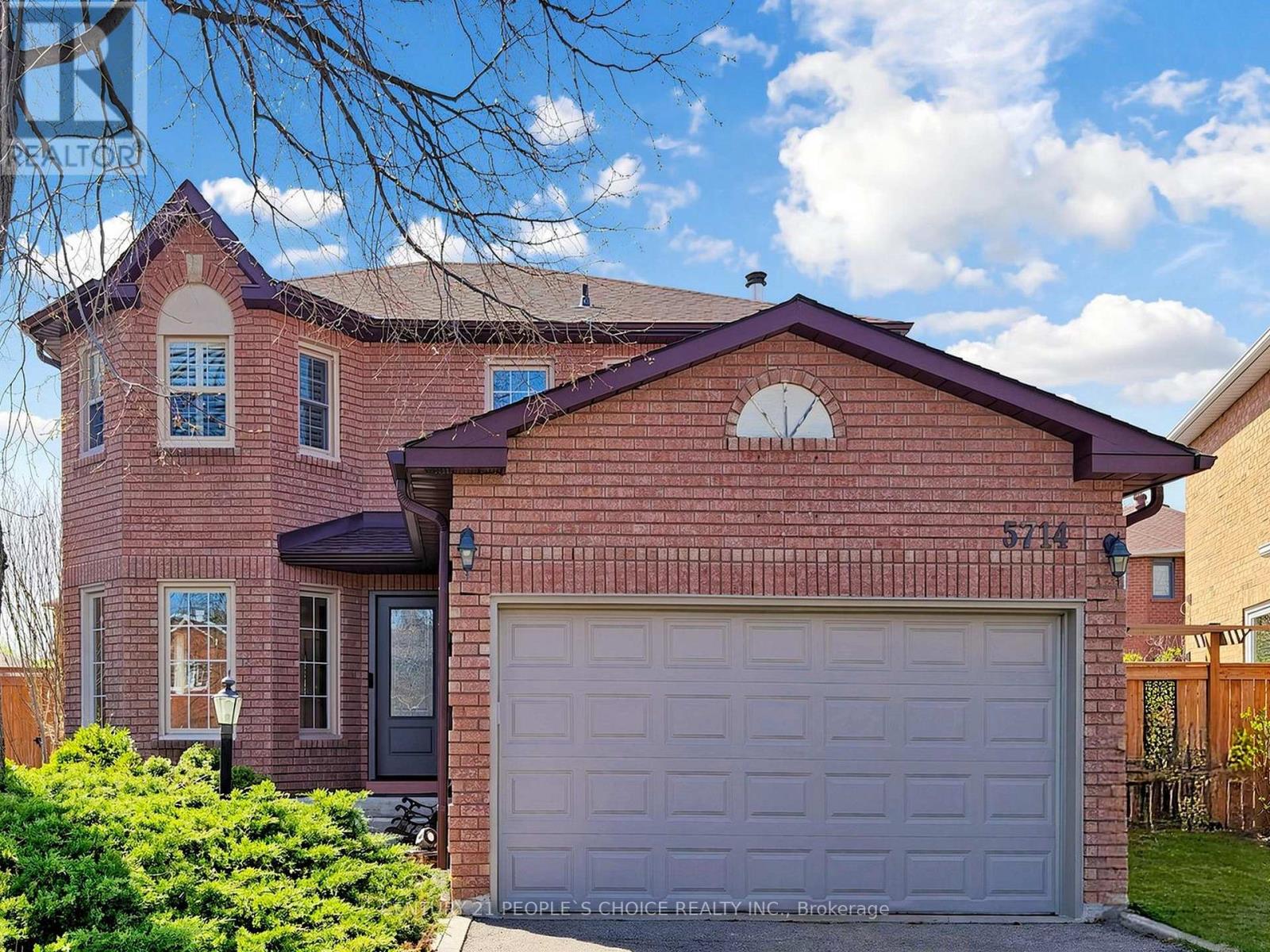 5714 COLBY COURT, mississauga (east credit), Ontario