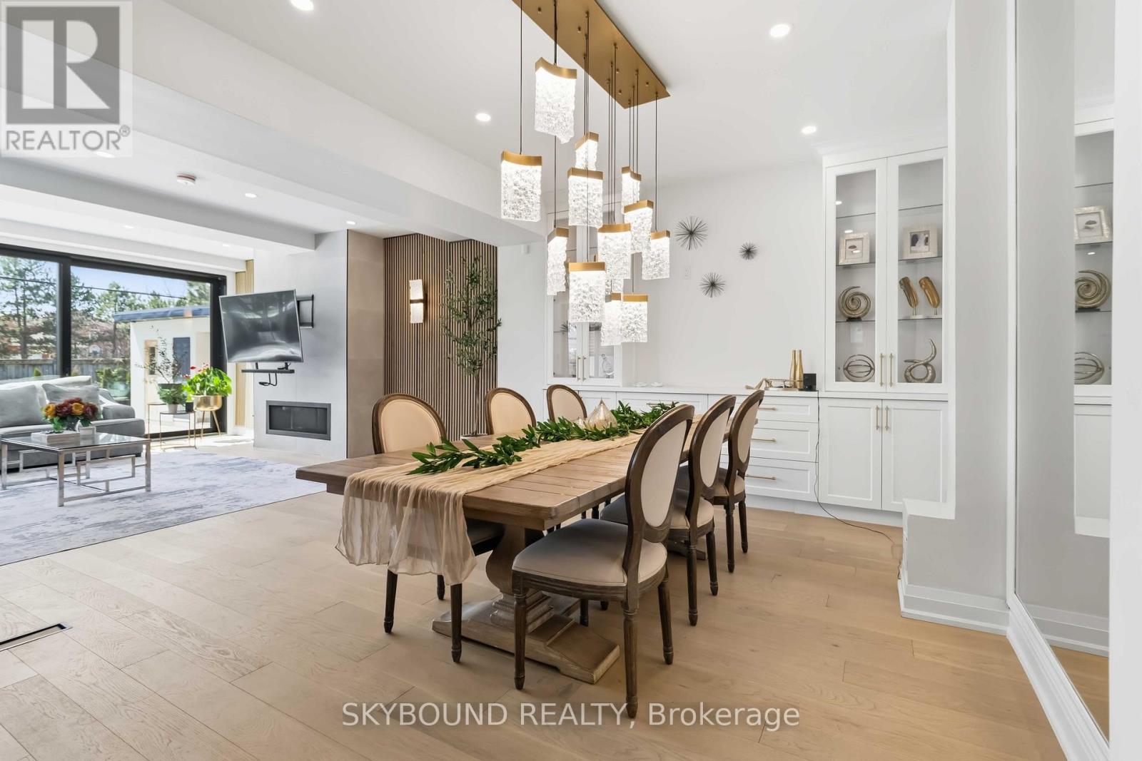 2711 Spruce Needle Court, Mississauga, Ontario  L5L 1N2 - Photo 4 - W13039558