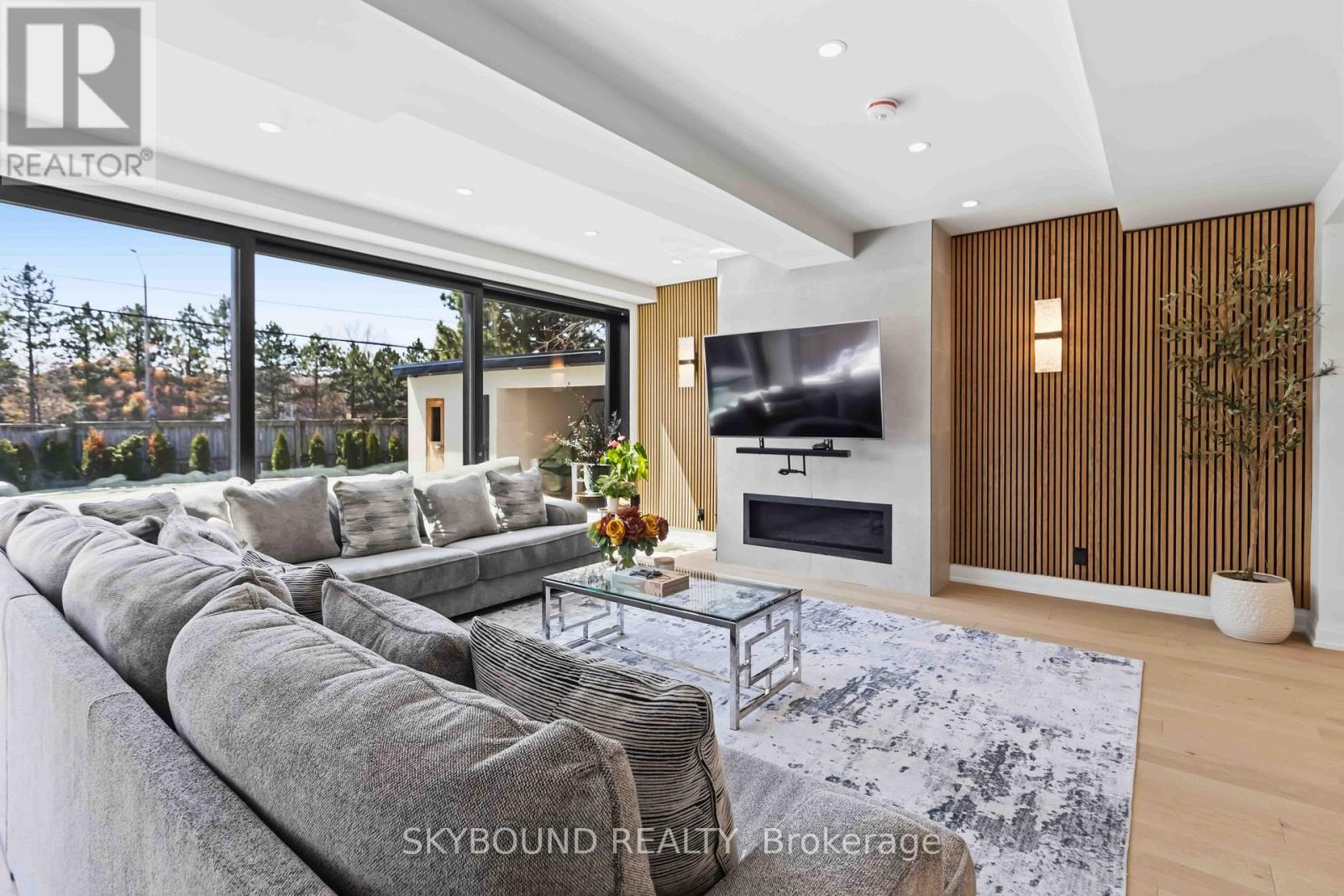 2711 Spruce Needle Court, Mississauga, Ontario  L5L 1N2 - Photo 8 - W13039558