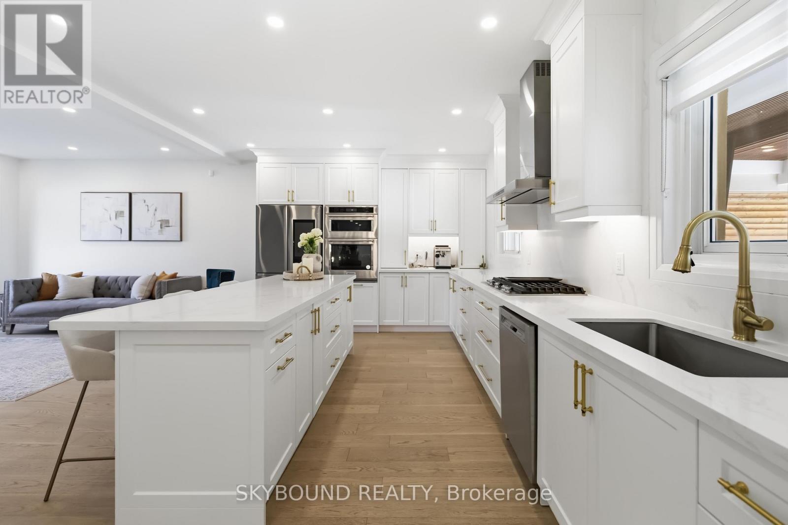 2711 Spruce Needle Court, Mississauga, Ontario  L5L 1N2 - Photo 9 - W13039558