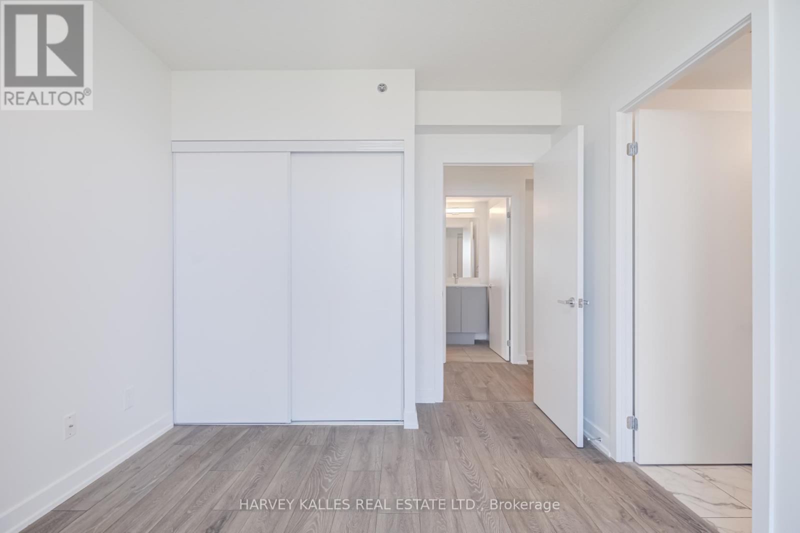 B814 - 3200 Dakota Common, Burlington, Ontario  L7M 2A7 - Photo 13 - W13039606