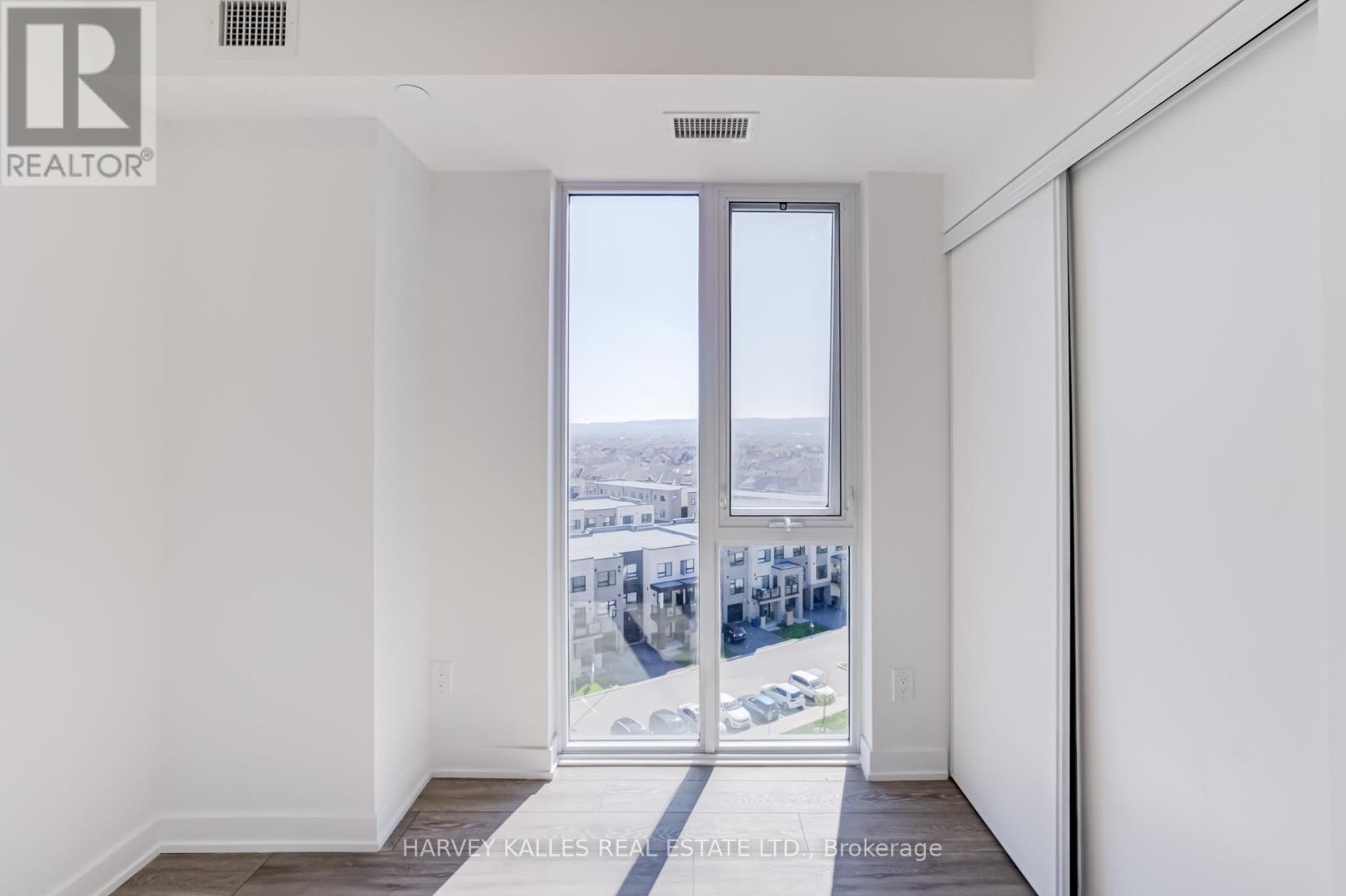 B814 - 3200 Dakota Common, Burlington, Ontario  L7M 2A7 - Photo 19 - W13039606