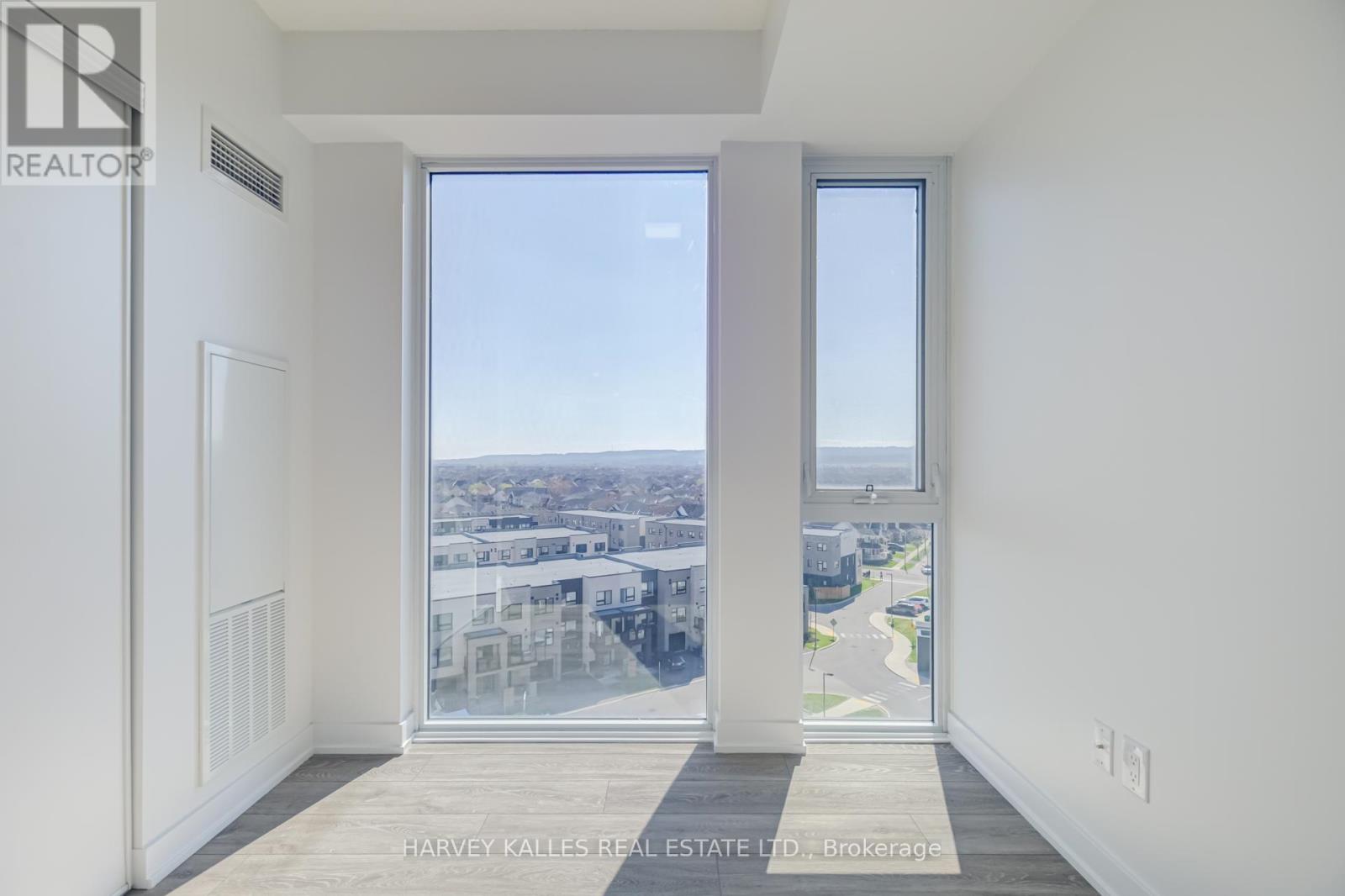 B814 - 3200 Dakota Common, Burlington, Ontario  L7M 2A7 - Photo 24 - W13039606