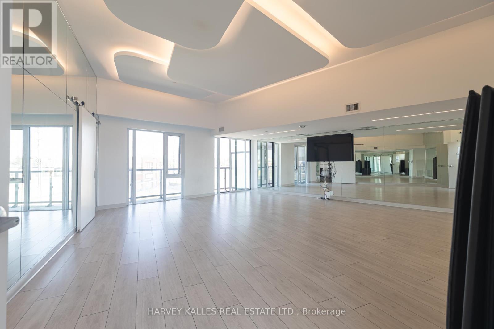 B814 - 3200 Dakota Common, Burlington, Ontario  L7M 2A7 - Photo 35 - W13039606