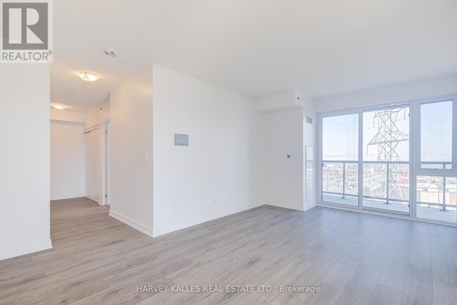 B814 - 3200 Dakota Common, Burlington, Ontario  L7M 2A7 - Photo 9 - W13039606