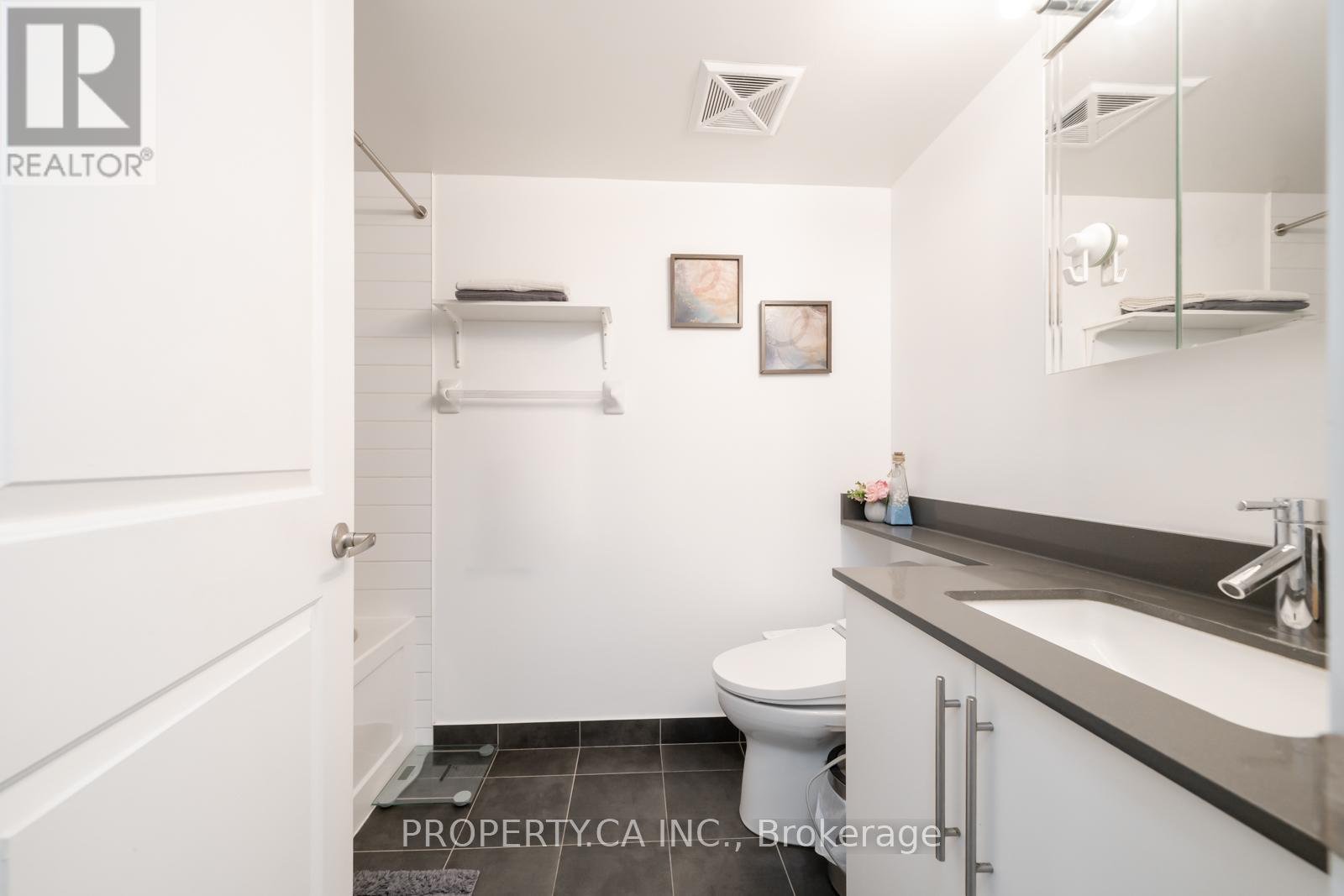 1608 - 1 Michael Power Place, Toronto, Ontario  M9A 0A1 - Photo 14 - W13039610