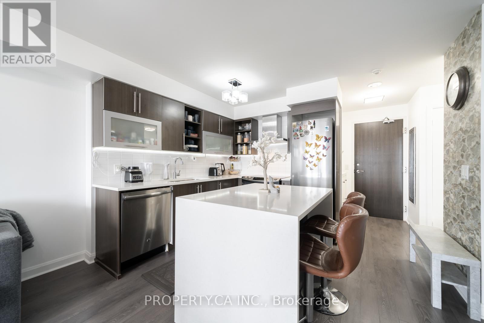 1608 - 1 Michael Power Place, Toronto, Ontario  M9A 0A1 - Photo 3 - W13039610