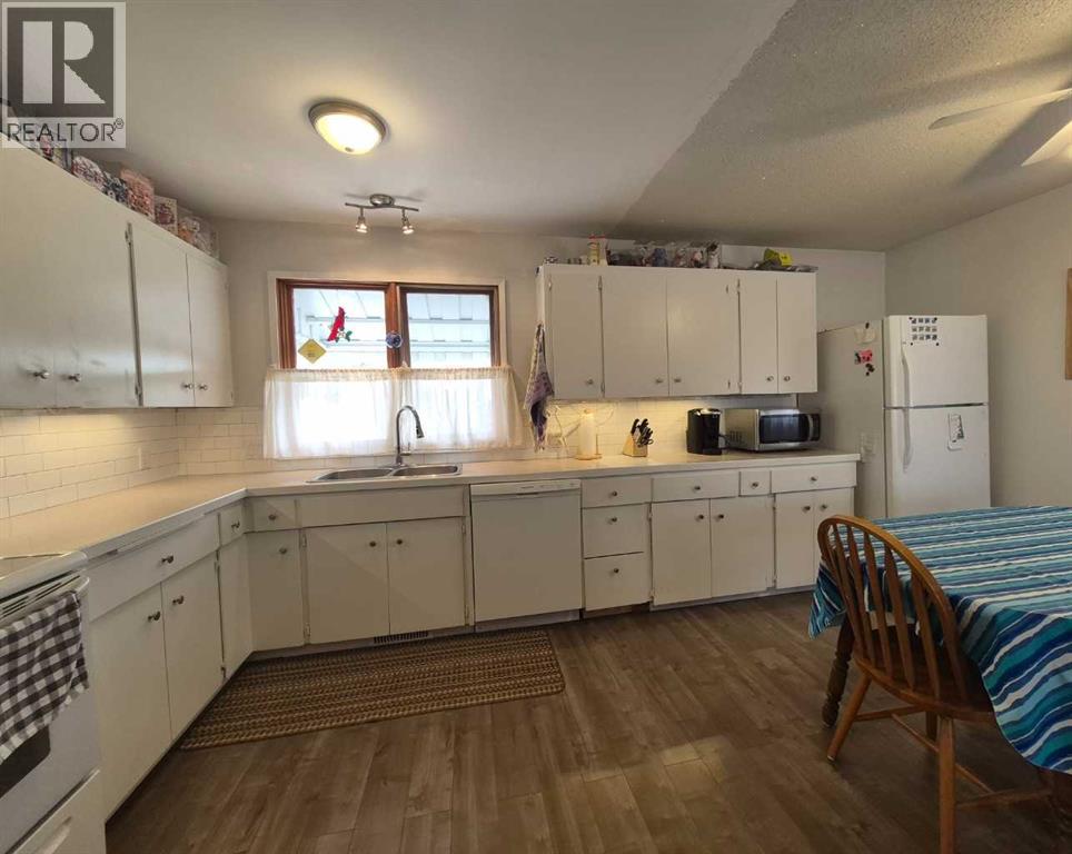 5321 43 Street, Olds, Alberta  T4H 1B6 - Photo 14 - A2299211