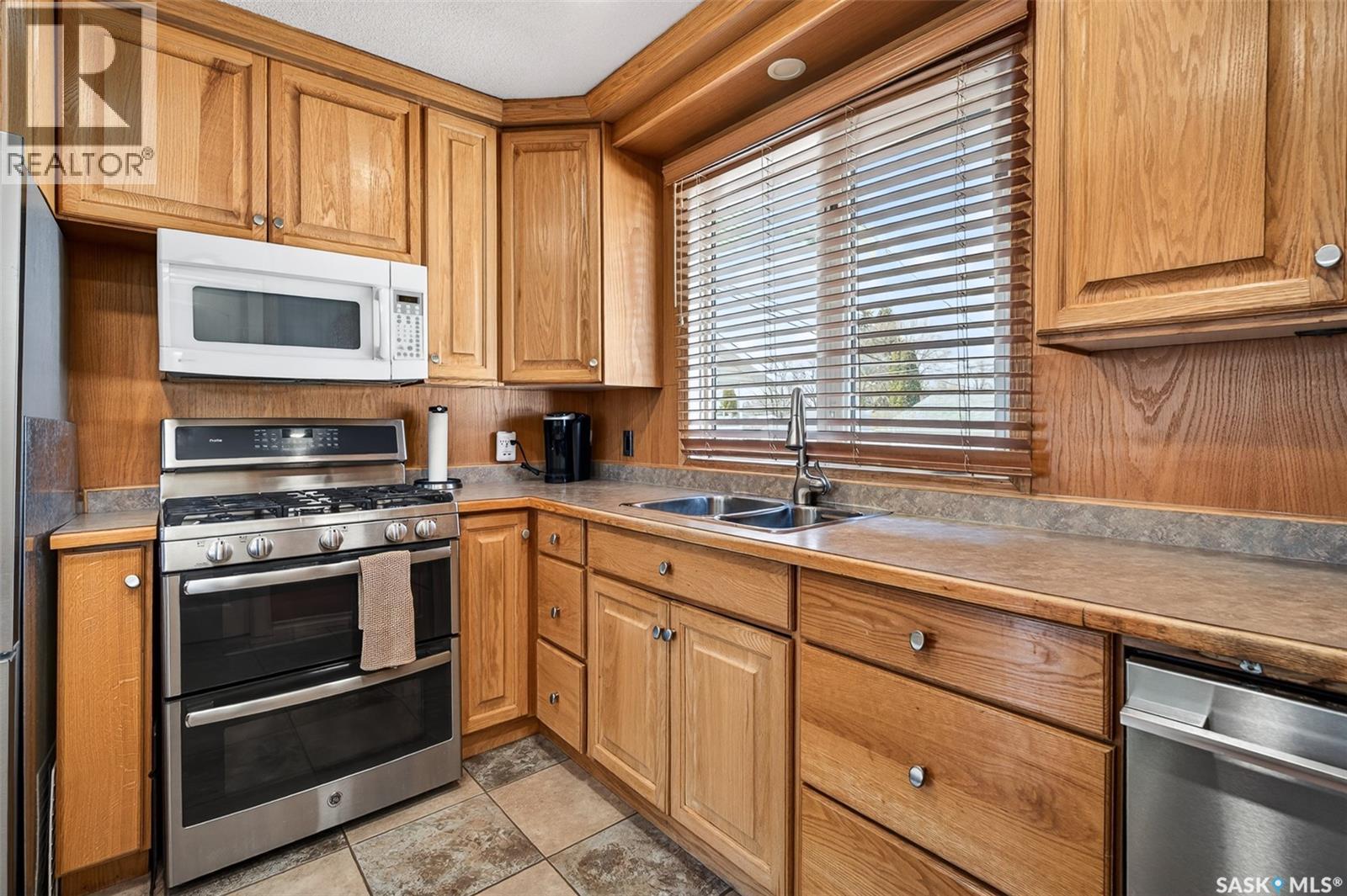 958 Edmonton Street, Moose Jaw, Saskatchewan  S6H 3A8 - Photo 25 - SK033757