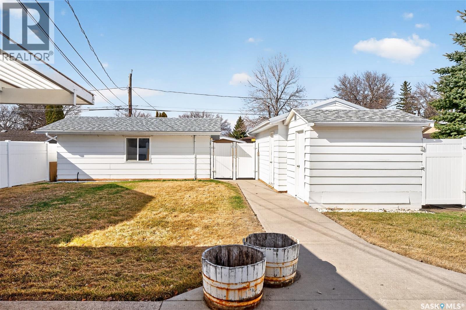 958 Edmonton Street, Moose Jaw, Saskatchewan  S6H 3A8 - Photo 64 - SK033757