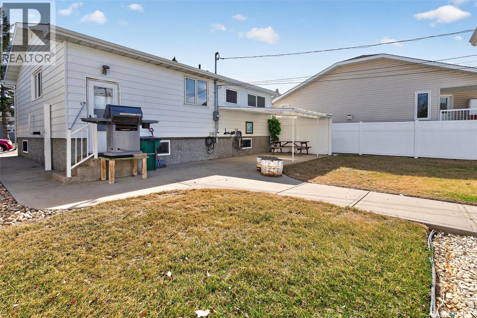 958 Edmonton Street, Moose Jaw, Saskatchewan  S6H 3A8 - Photo 74 - SK033757