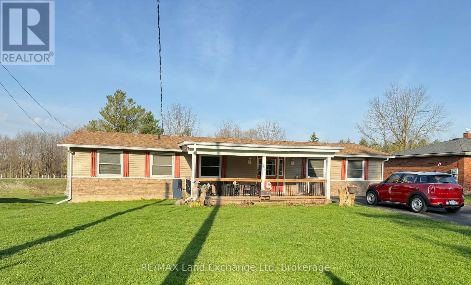 246 Diagonal Road, North Huron, Ontario  N0G 2W0 - Photo 20 - X12834384