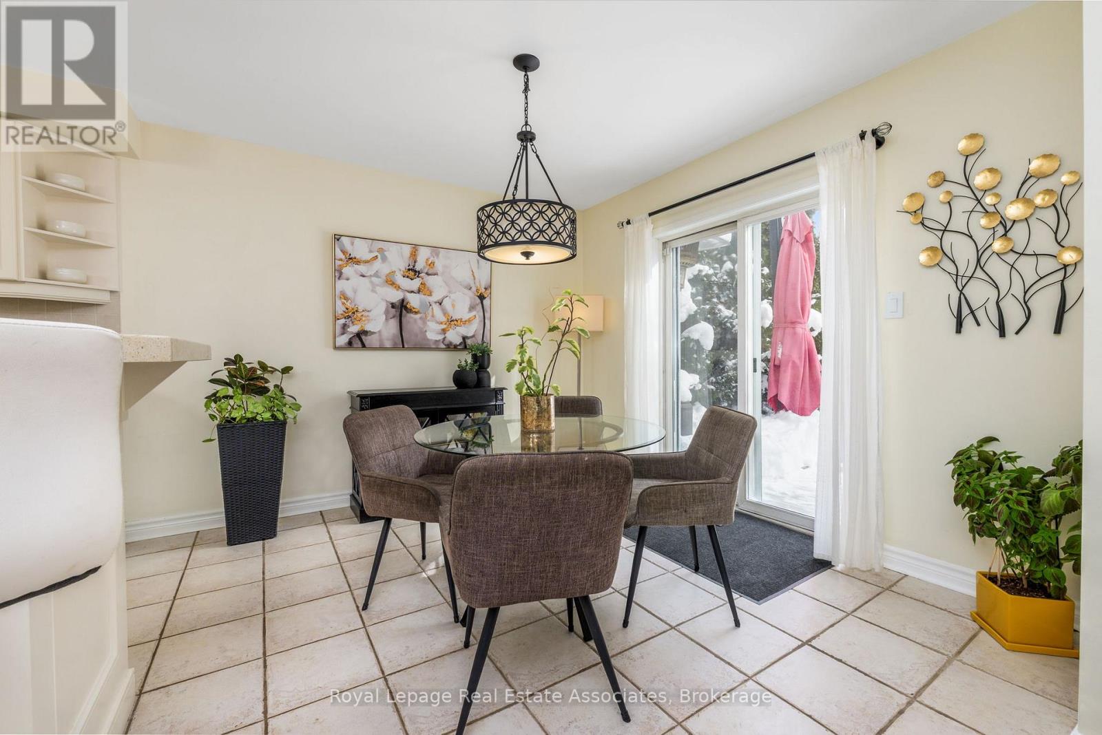 1196 Knight Trail, Milton, Ontario  L9T 5R9 - Photo 11 - W12848388