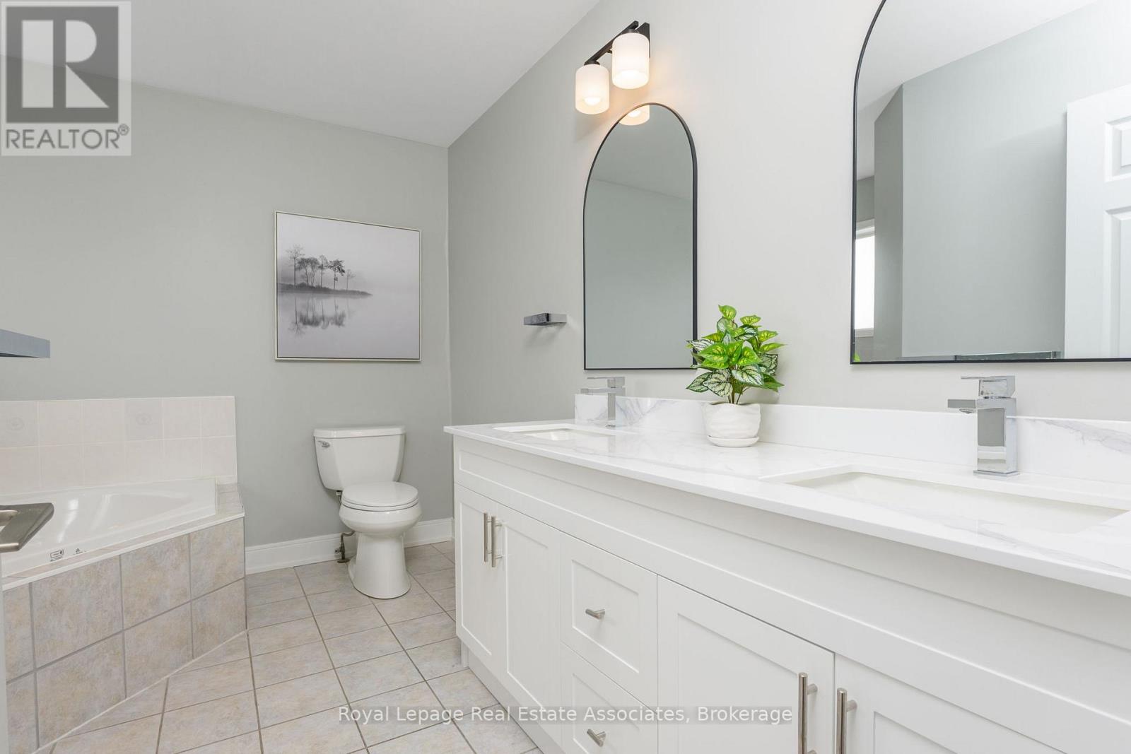 1196 Knight Trail, Milton, Ontario  L9T 5R9 - Photo 23 - W12848388