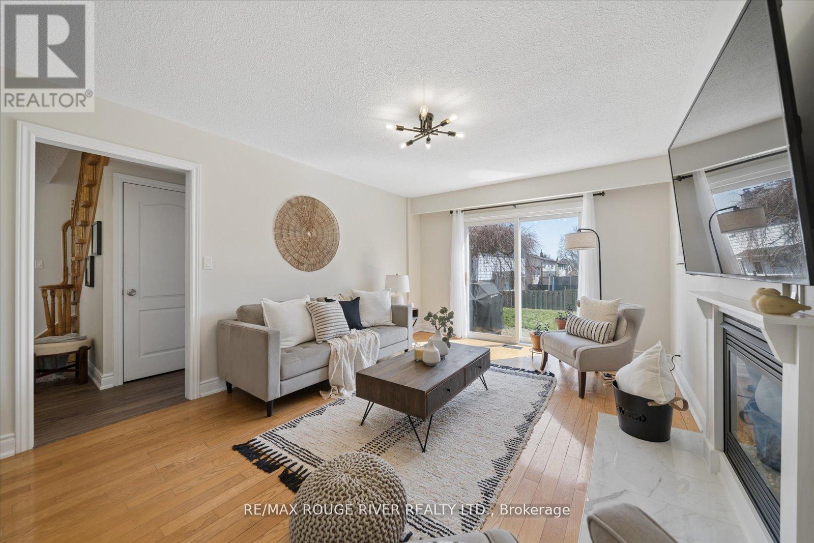 54 Rosalynne Avenue, Clarington, Ontario  L1C 3X8 - Photo 12 - E13039690