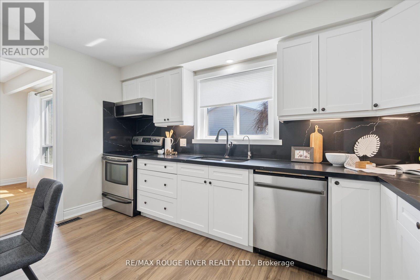 54 Rosalynne Avenue, Clarington, Ontario  L1C 3X8 - Photo 20 - E13039690