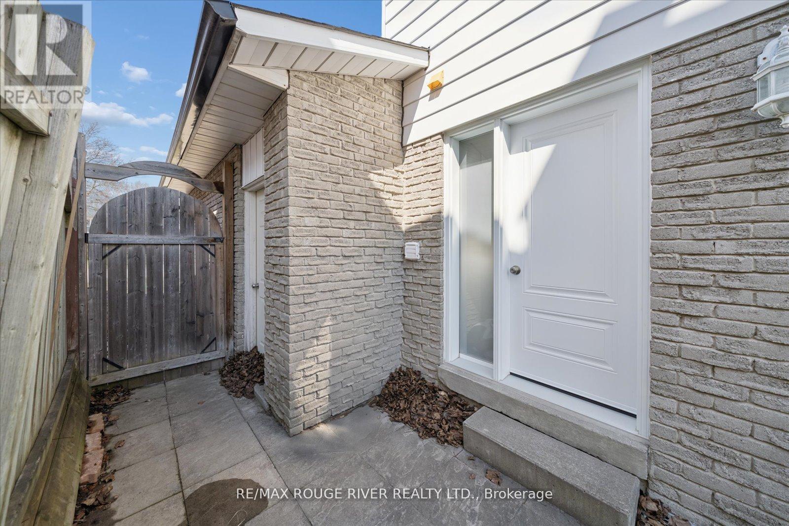 54 Rosalynne Avenue, Clarington, Ontario  L1C 3X8 - Photo 48 - E13039690