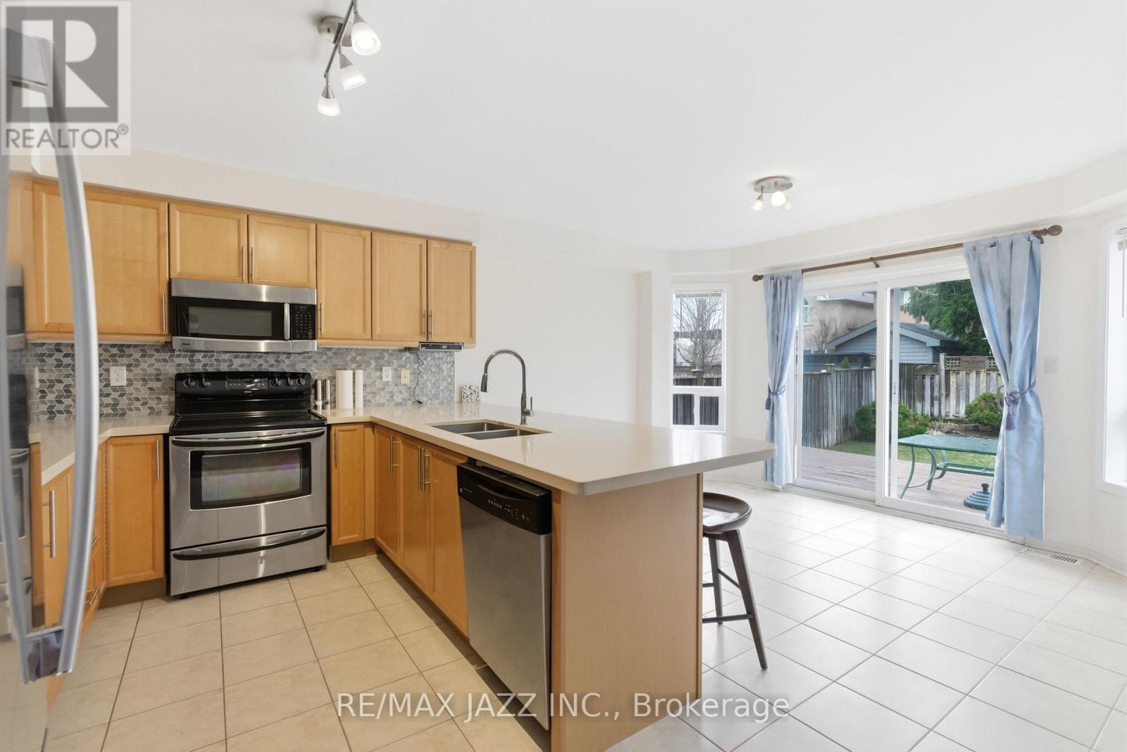 42 Russell Barton Lane, Uxbridge, Ontario  L9P 1Z2 - Photo 15 - N13039630