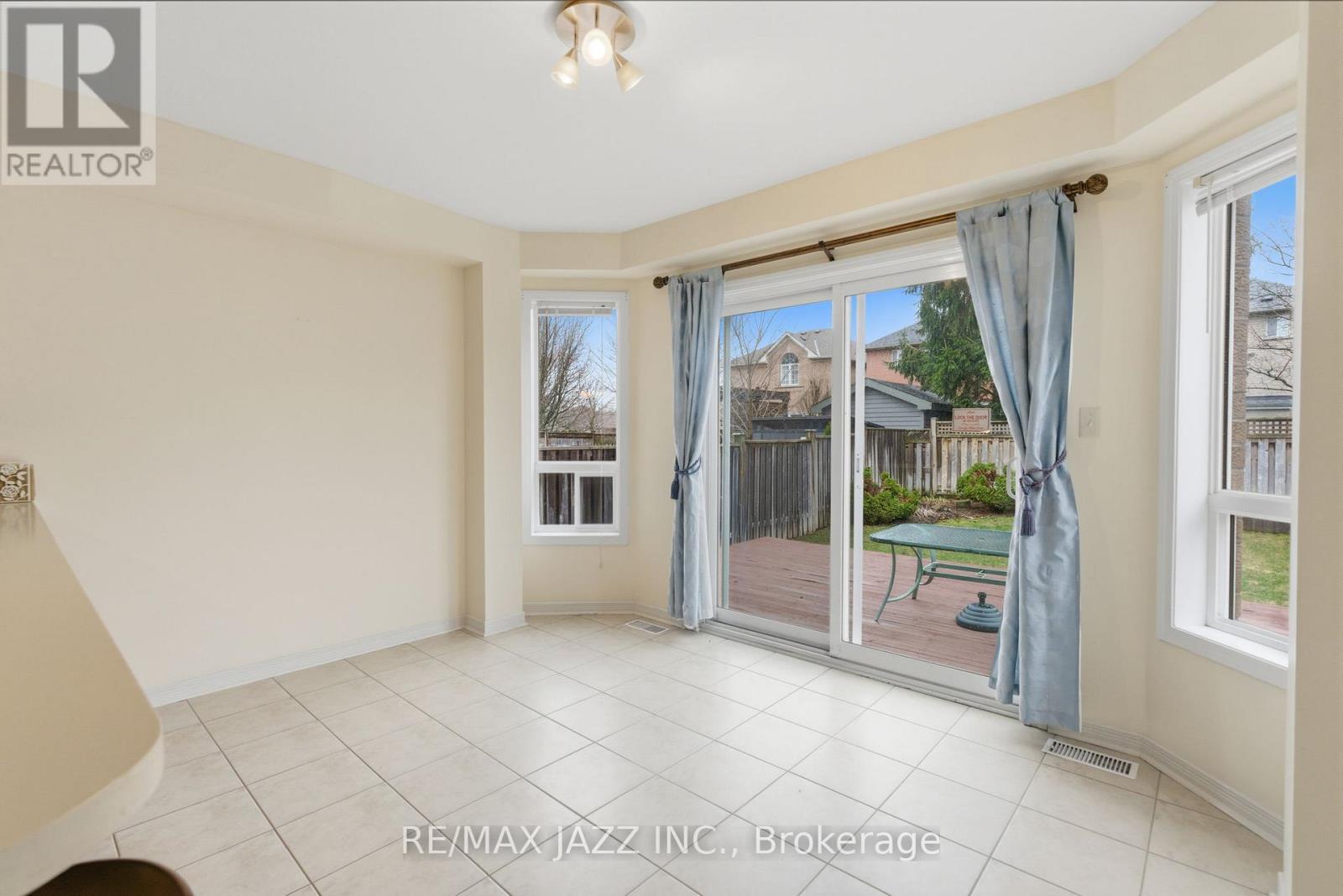 42 Russell Barton Lane, Uxbridge, Ontario  L9P 1Z2 - Photo 19 - N13039630