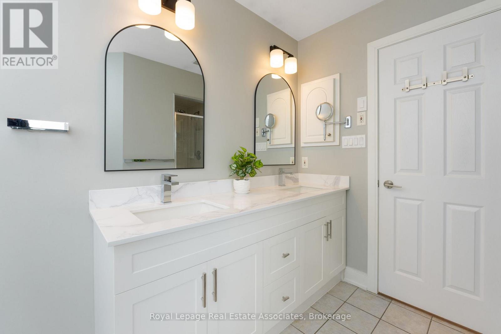 1196 Knight Trail, Milton, Ontario  L9T 5R9 - Photo 24 - W12848388