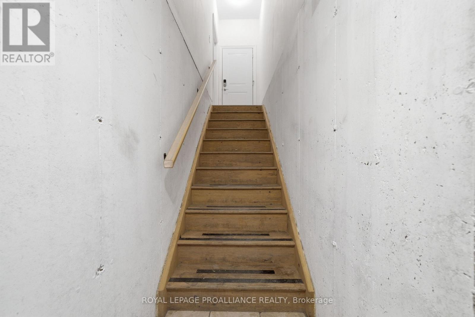 6 Aspen Drive, Quinte West (Murray Ward), Ontario  K8V 0C6 - Photo 36 - X13039658