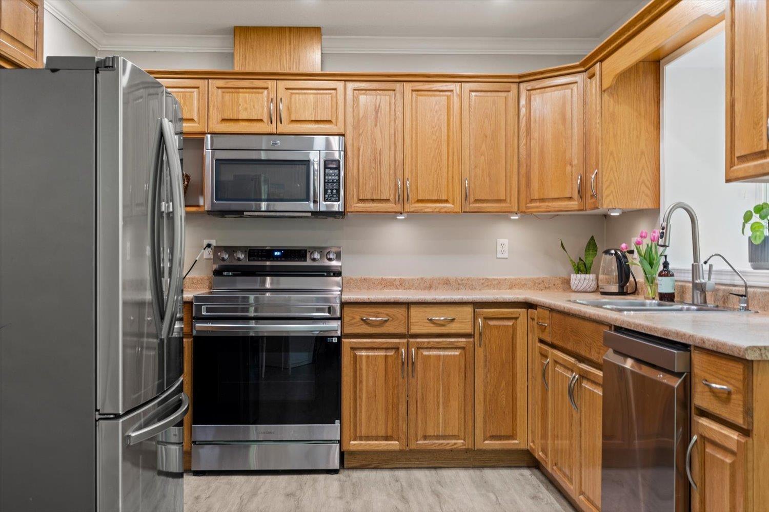 11 34250 Hazelwood Avenue, Abbotsford, British Columbia  V2S 7L4 - Photo 8 - R3115035