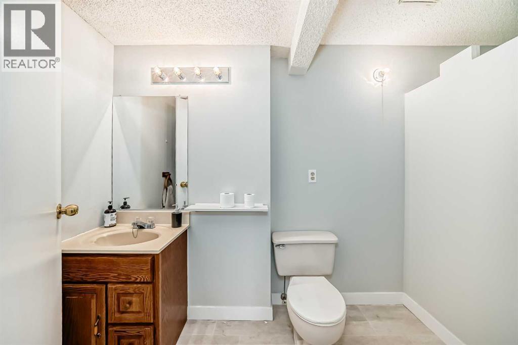 3315 Catalina Boulevard Ne, Calgary, Alberta  T1Y 6T8 - Photo 38 - A2299908