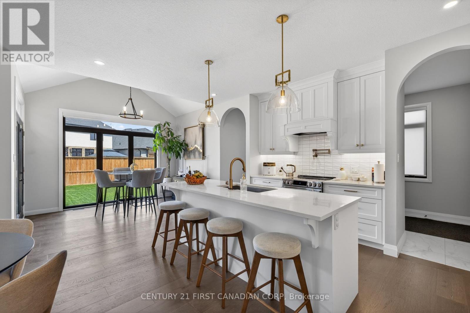 54 Aspen Circle, Thames Centre, Ontario  N0M 2P0 - Photo 21 - X13039806