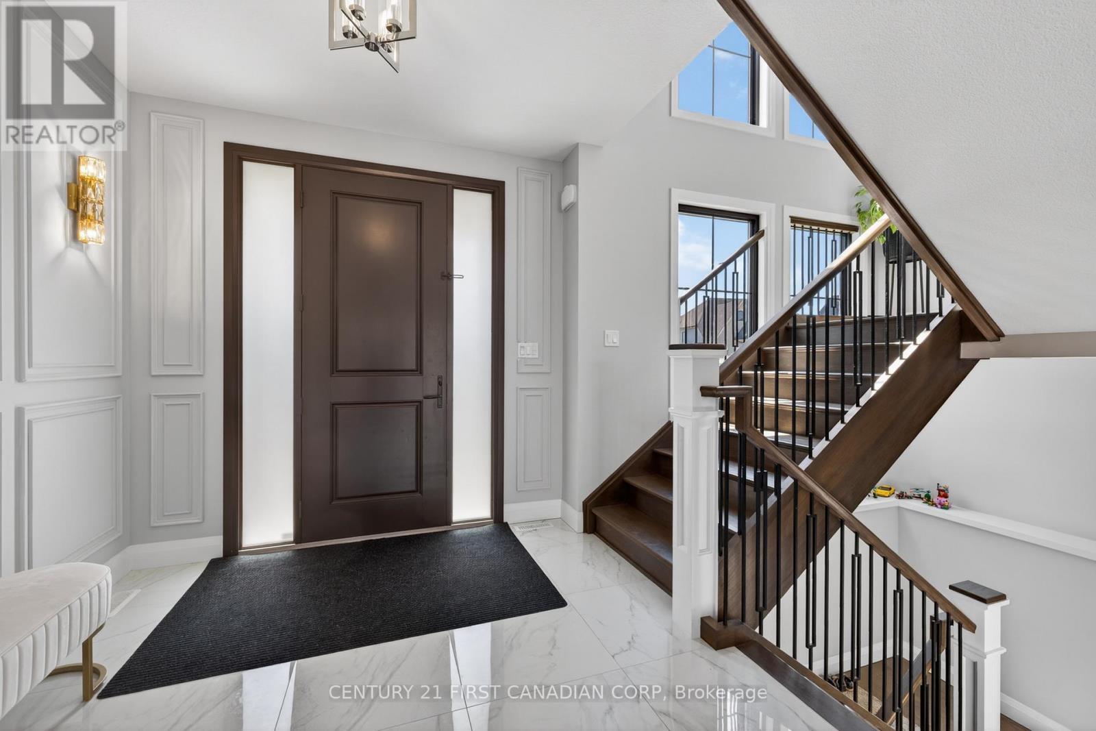 54 Aspen Circle, Thames Centre, Ontario  N0M 2P0 - Photo 4 - X13039806