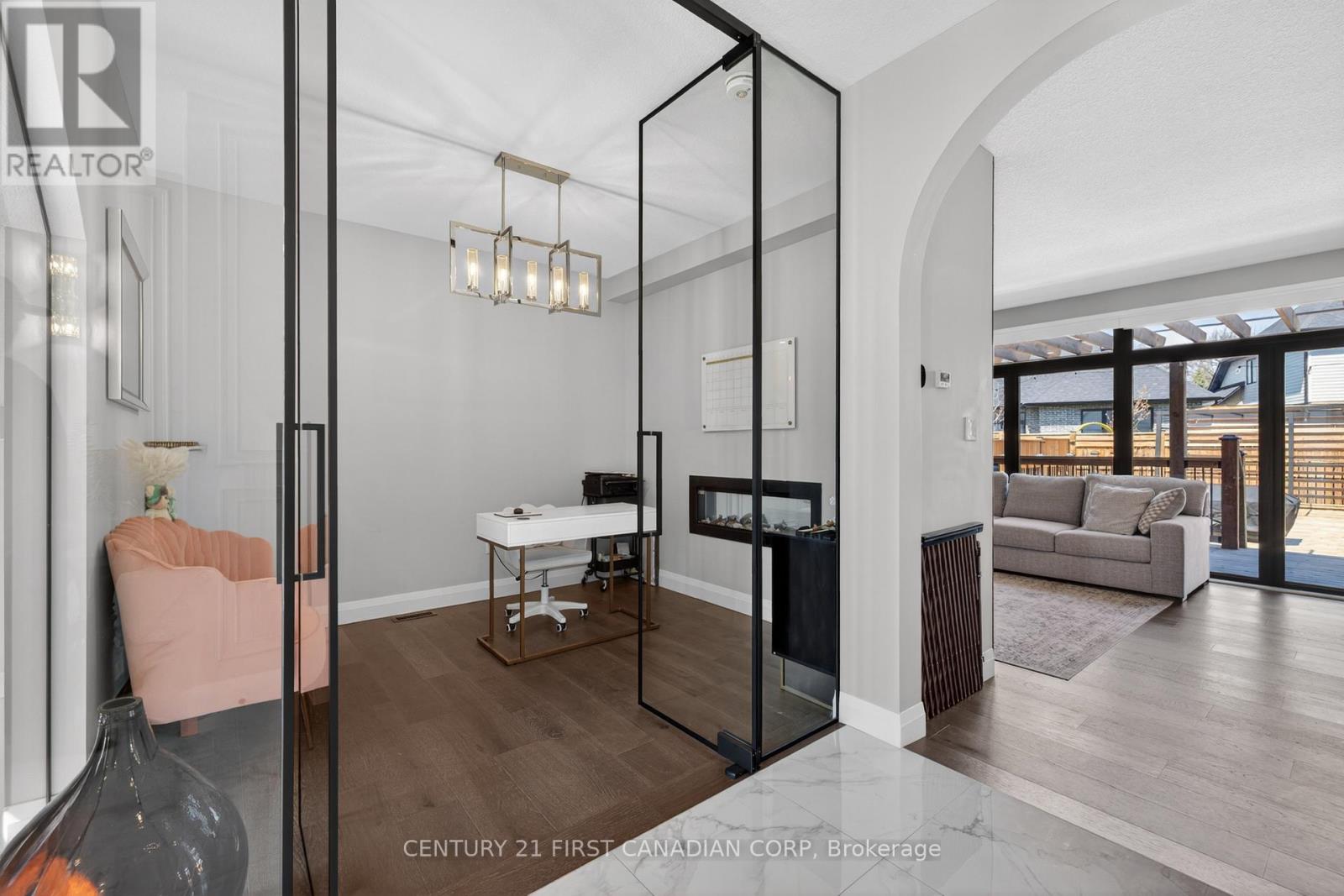 54 Aspen Circle, Thames Centre, Ontario  N0M 2P0 - Photo 6 - X13039806